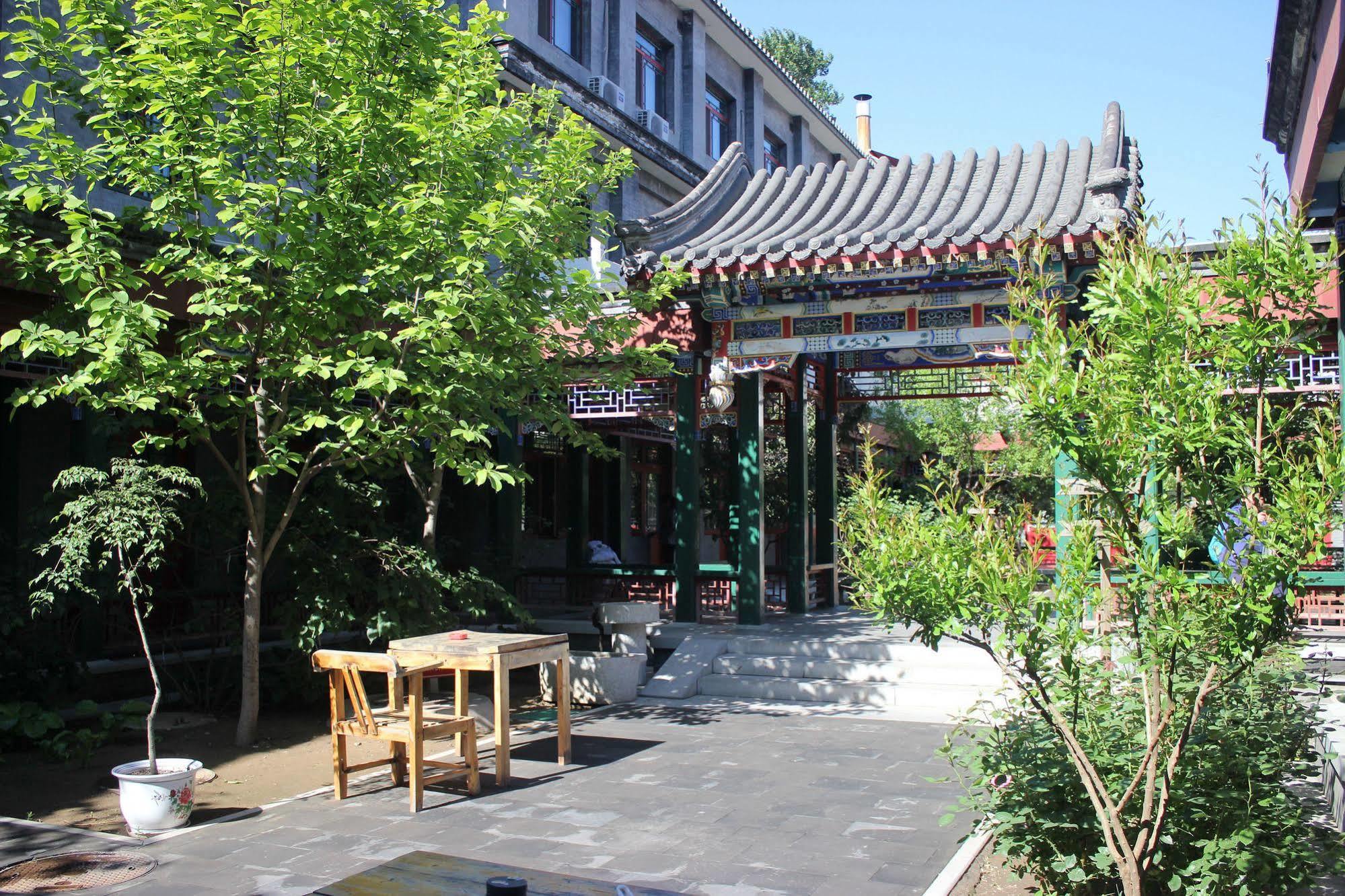Hotel Rhx