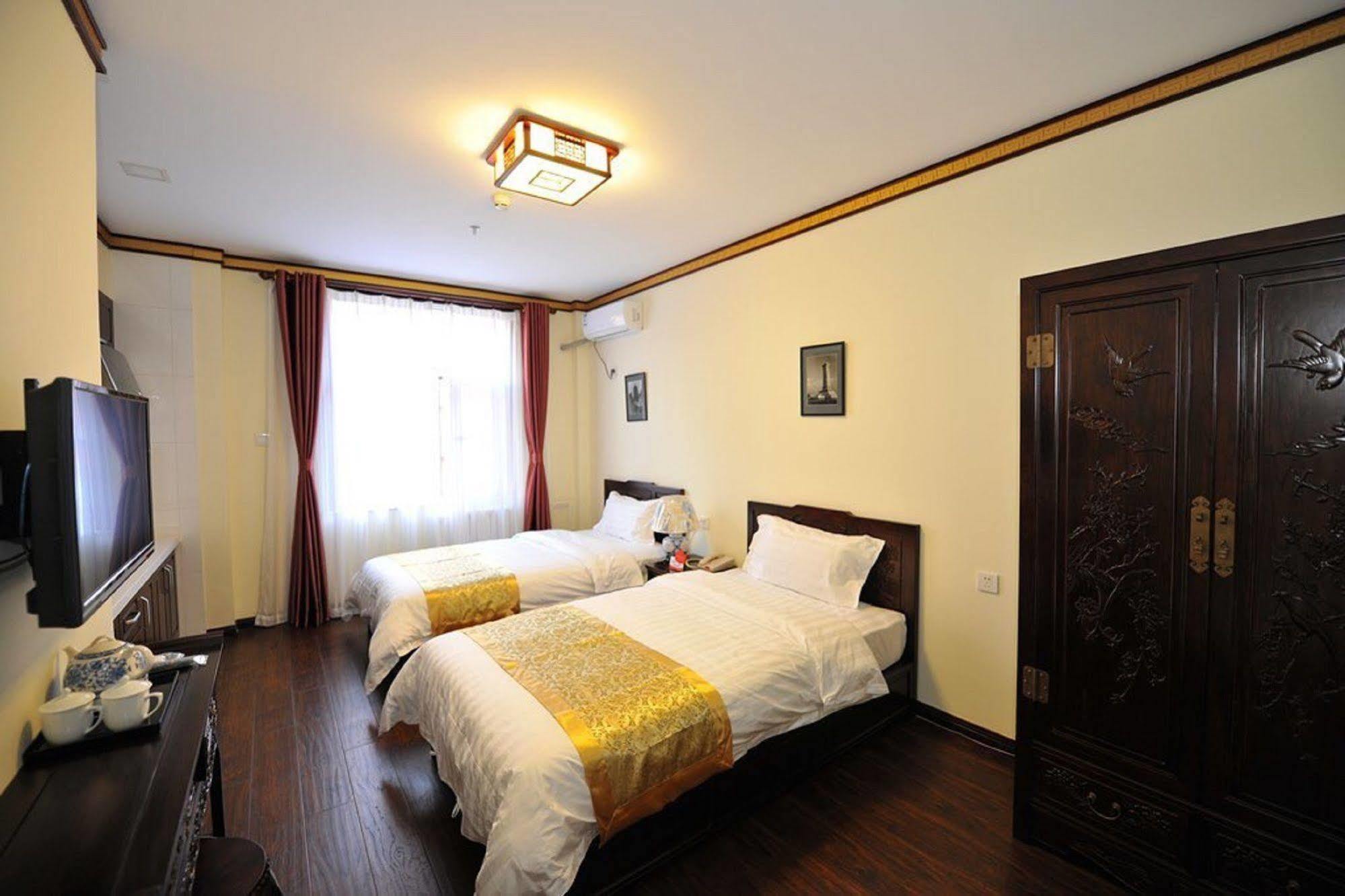 Hotel Rhx